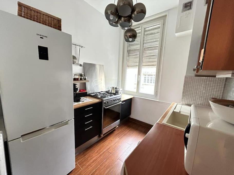 Clou Dans Le Fer Hyper Centre Immeuble Luxueux * Reims