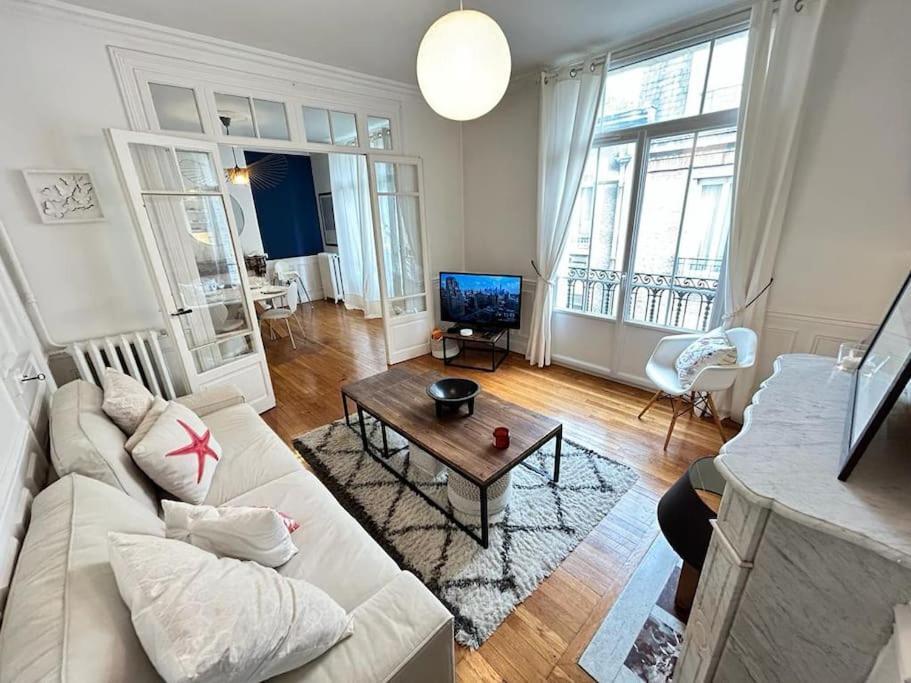 Clou Dans Le Fer Hyper Centre Immeuble Luxueux Apartment