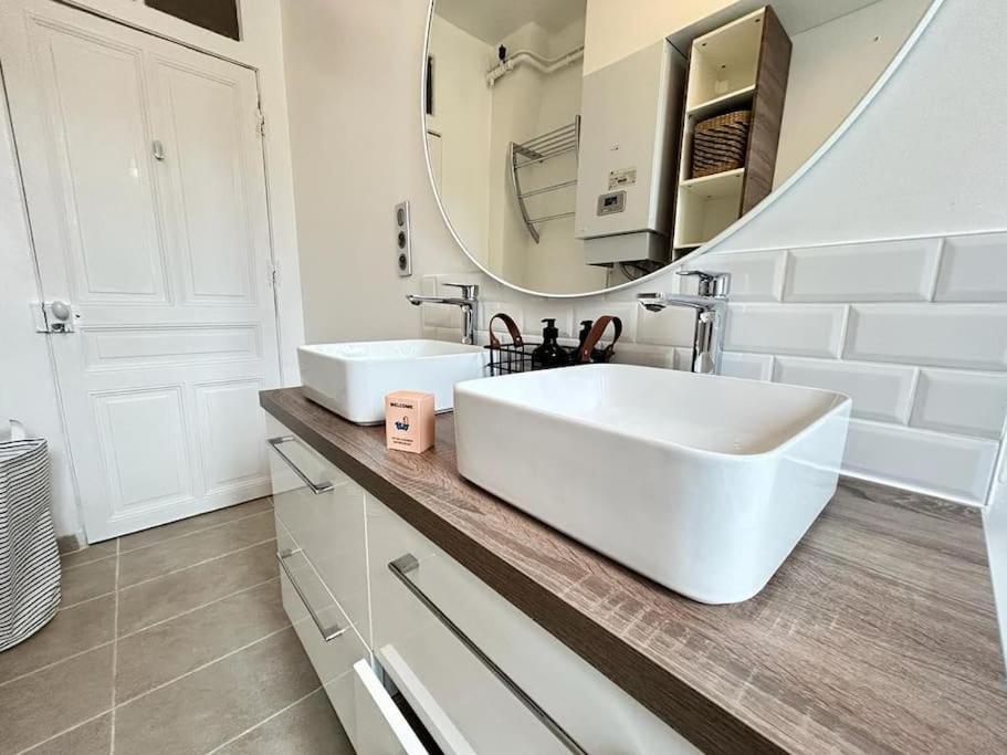 Clou Dans Le Fer Hyper Centre Immeuble Luxueux Apartment Reims