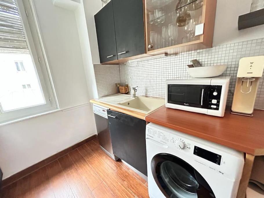 Clou Dans Le Fer Hyper Centre Immeuble Luxueux Apartment